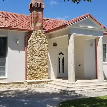 Country House Bubullime Albania Lushnje Экстерьер фото